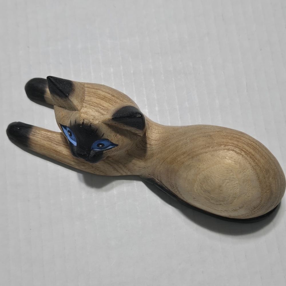 Carved Wooden Siamese Cat Sculpture Folk Art Figurine Statue Feline Shelf Sitter - Picture 6 of 14